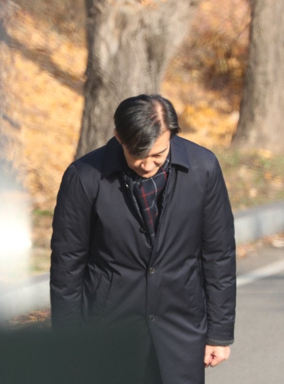 고민정, 당대표 출마 이유로 꺼낸 '스타벅스 금지령'... 6·3 지방선거 앞두고 무슨 일 있었나
