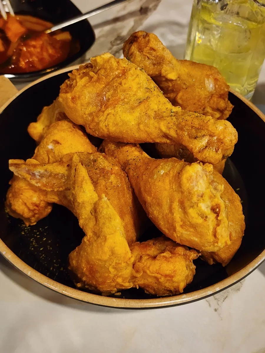 칼포니치킨 포천송우점 사진 4