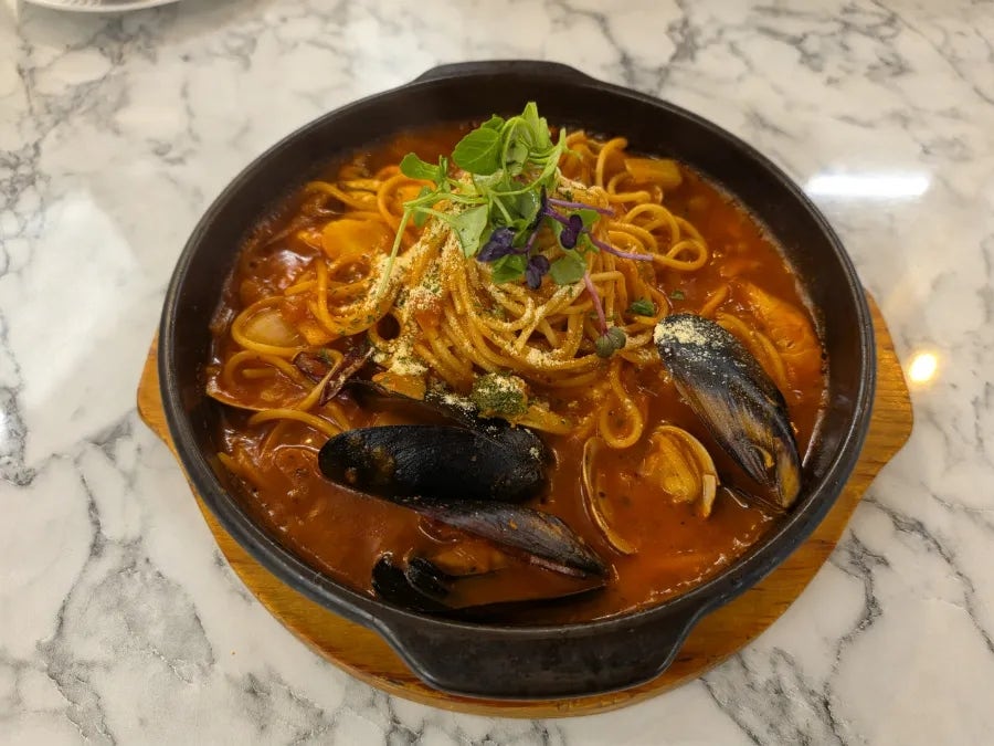 라라코스트 울산옥동점 사진 1