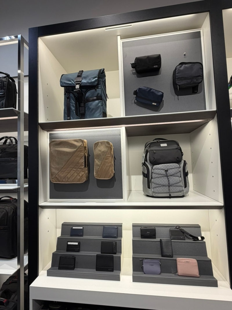 Tumi 쇼핑후기 “투미” 백팩 롯데프리미엄아울렛 ALPHA BRAVO backpack LOGISTICS with laptop compartment ....