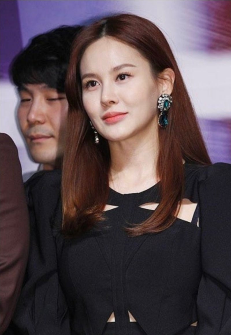 아이비(IVY) 프로필｜가수와 뮤지컬 배우를 모두 사로잡은 올라운드 아티스트