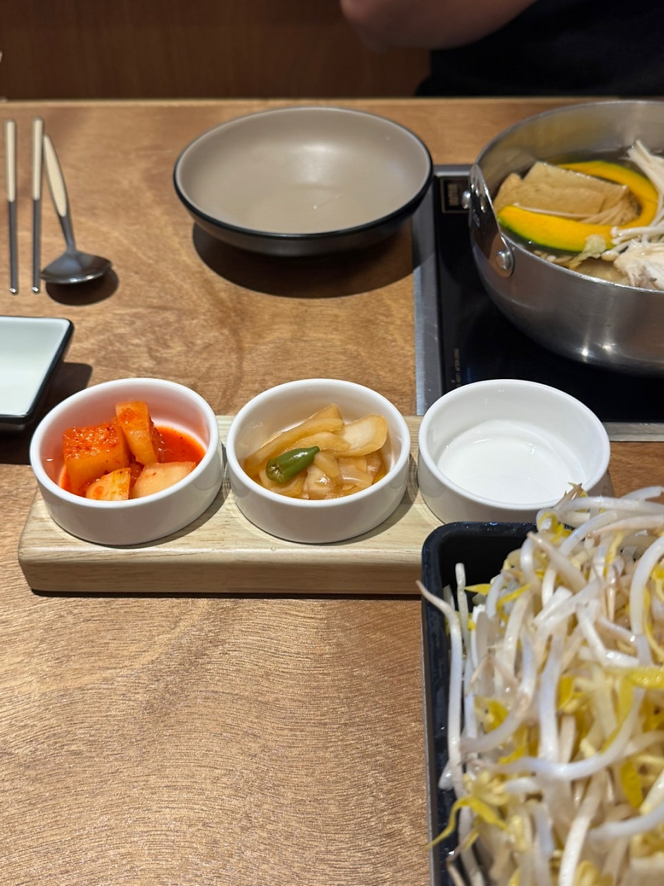 솔밭샤브 포항양덕점 사진 5