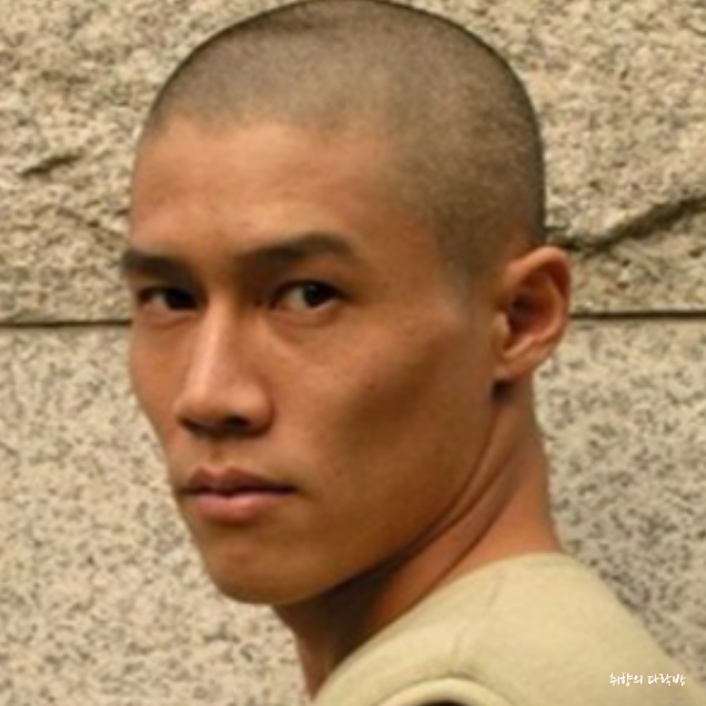 "첫사랑과 이혼 후 8살 연하와 재혼.." 생활고로 일용직까지 뛰었다는 씬스틸러 배우의 정체.j....