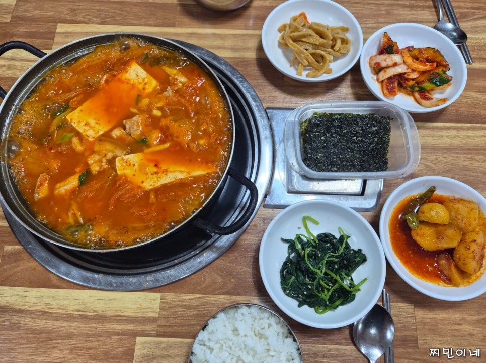 왕가마솥돼지국밥 사진 4