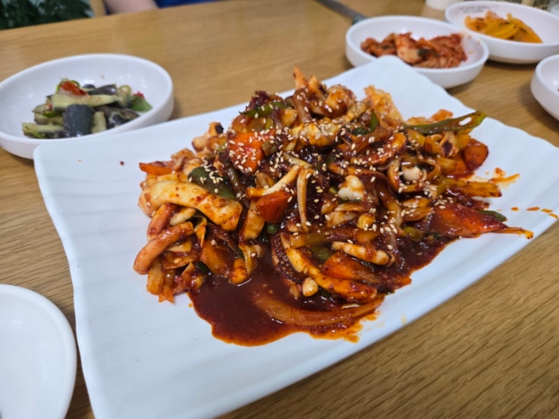 태백 현지인 맛집 구문소식당 후기! 집밥 같은 오징어볶음이 정말 맛있었던 점심