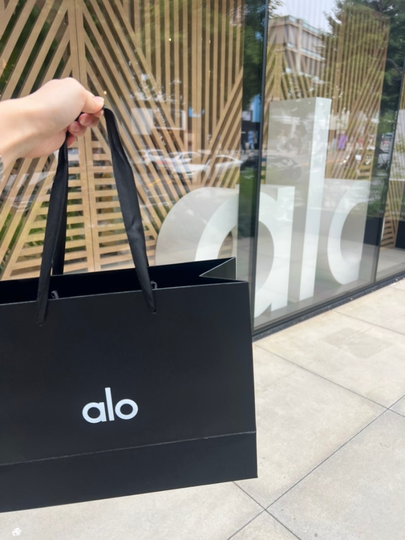 알로(Alo)요가, 더현대 말고 한남 매장 가야하는 이유! 원피스 구입 후기 (사이즈, 피팅, 주차, ....