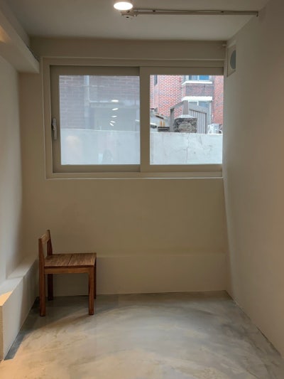 Pikteu Roastery Mangwon Store Restroom — photo 1