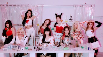 Is TWICE Disbanding? – A Full Breakdown of Why Tzuyu, Jihyo, Chaeyoung, and Jeongyeon Transfer Rumors Surfaced Simultaneously
