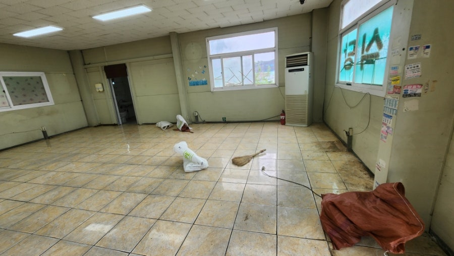 윤가네한식뷔페 사진 4