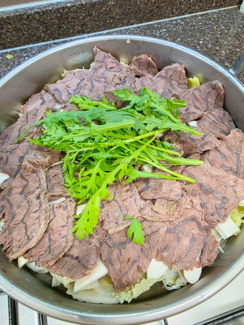 코스트코 아롱사태 2만원대로 3인 가족 넉넉하게 먹은 수육 전골 핵심 비법 정리