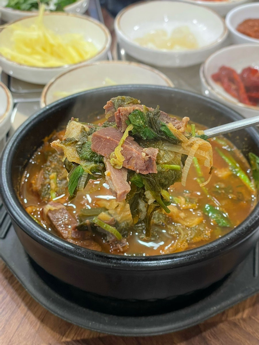 삼각산흑염소탕추어탕 금정구청점 사진 1