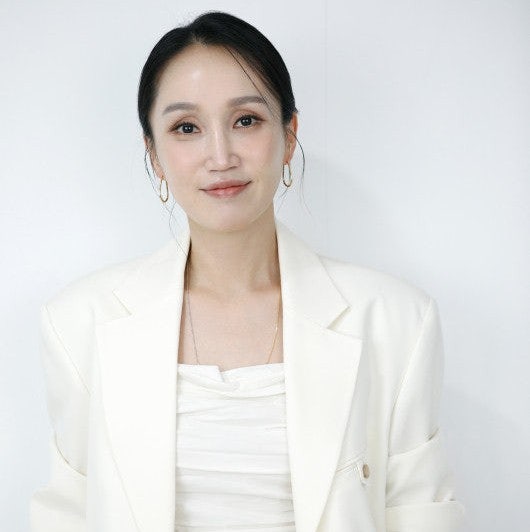 "월급 30만원에 쌀도 없었는데.." 진선규 와이프 박보경, 범죄도시 청룡 수상소감 눈물 사연