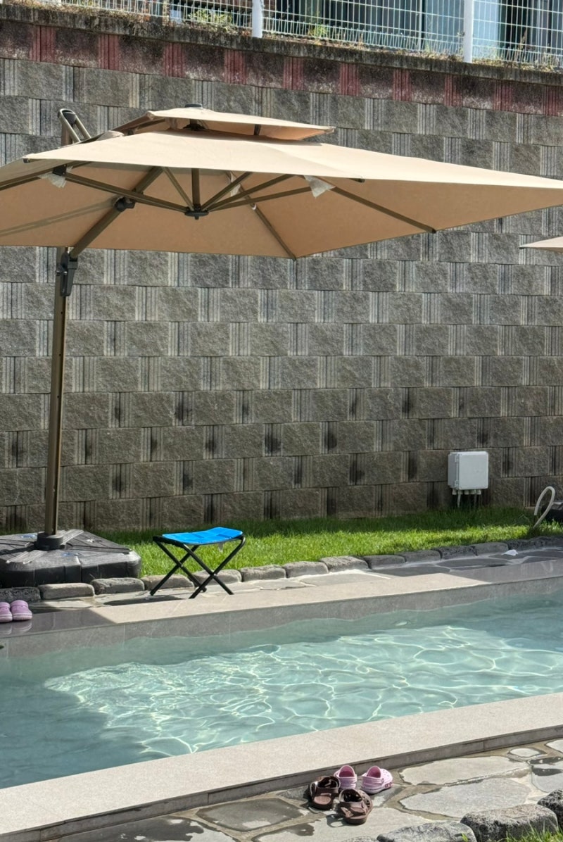 Soyo Cafe: Chilgok, Palgongsan Mountain, Gyeongbuk - A Yes Kids Zone Cafe with a Kids' Swimming Pool near Daegu