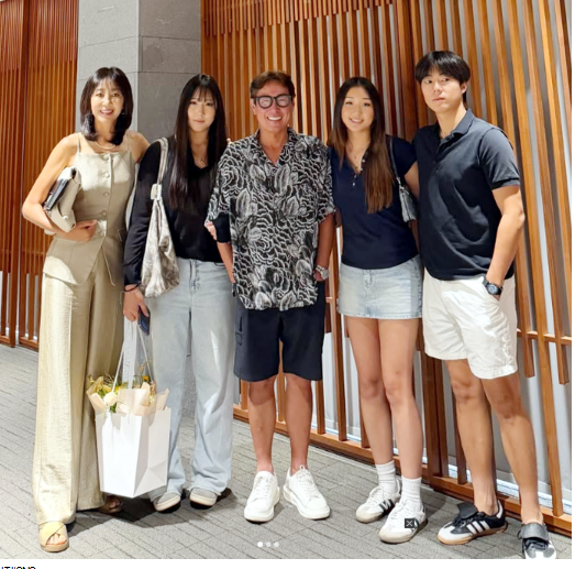 "키는 엄마, 얼굴은 아빠 유전자" 윤종신·전미라 아들 윤라익, 폭풍성장 속 숨길 수 없는 '아....