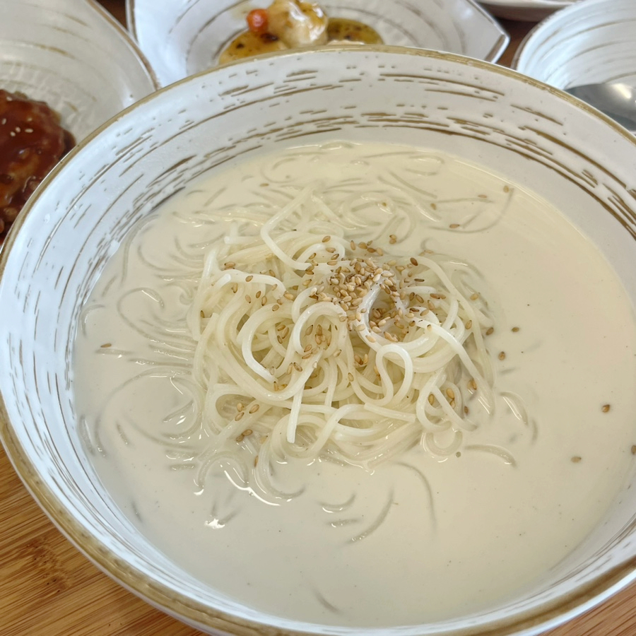 콩밭뜰 본점 사진 1