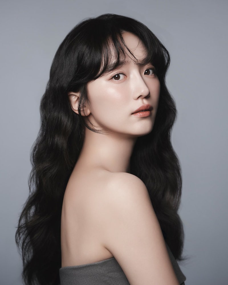 “10년 뒤 생각하니 숨이 막혔다..” 알고 보니 최연소급 승무원이었던 의외의 배우 표예진