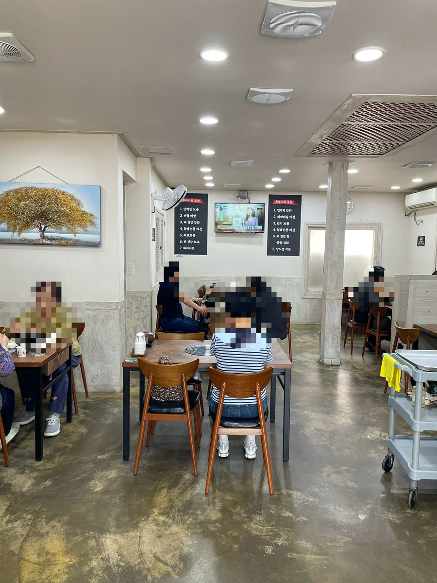 삼각산흑염소탕추어탕 금정구청점 사진 5