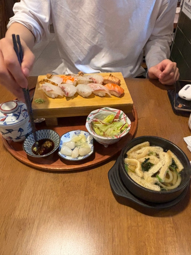 신중동 데이트 웨이팅 맛집, 숙성회와 해산물이 맛있는 이색어담
