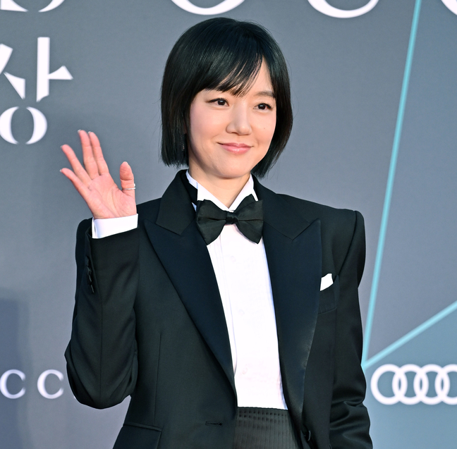 공유 열애설만 몇 번째야? 20년 동안 터진 루머 총정리, 진실은 무엇인가?