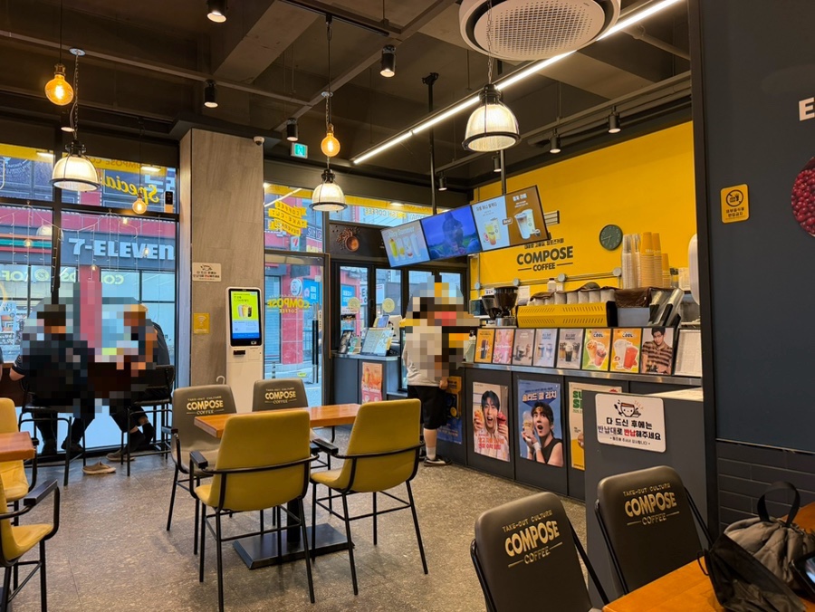 컴포즈커피 김제검산점 사진 2