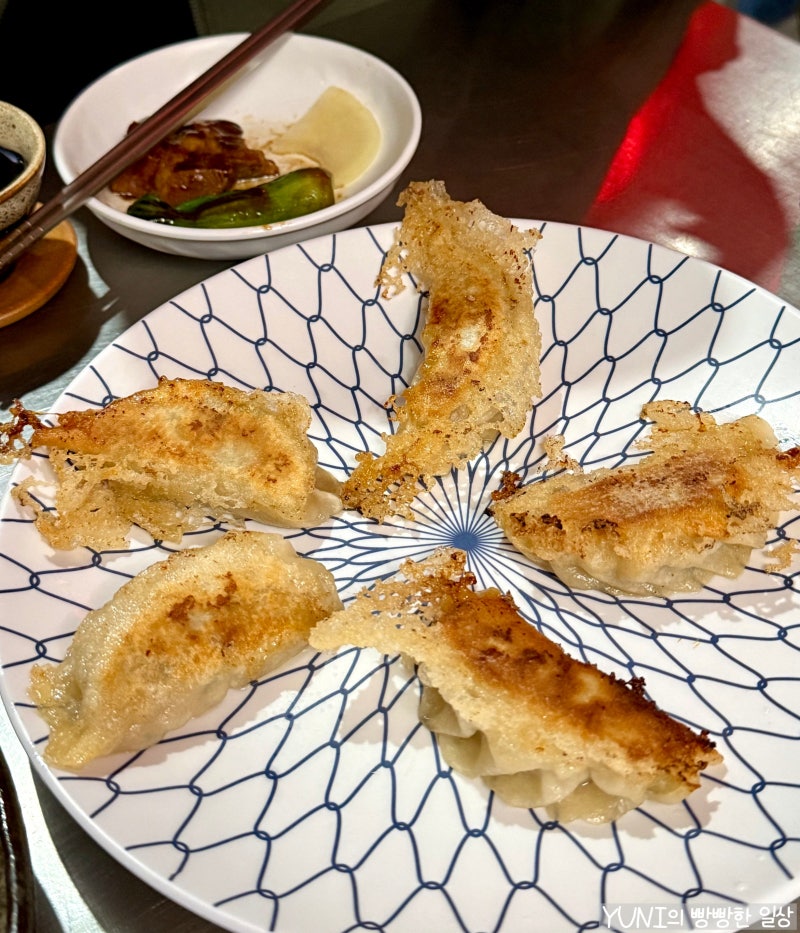 [홍대입구] 중국 만두 딤섬 맛집 진만두