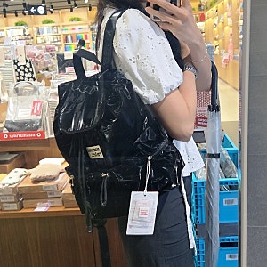 마스마룰즈 스트링 플랩백팩 글리터리 블랙 착용 후기