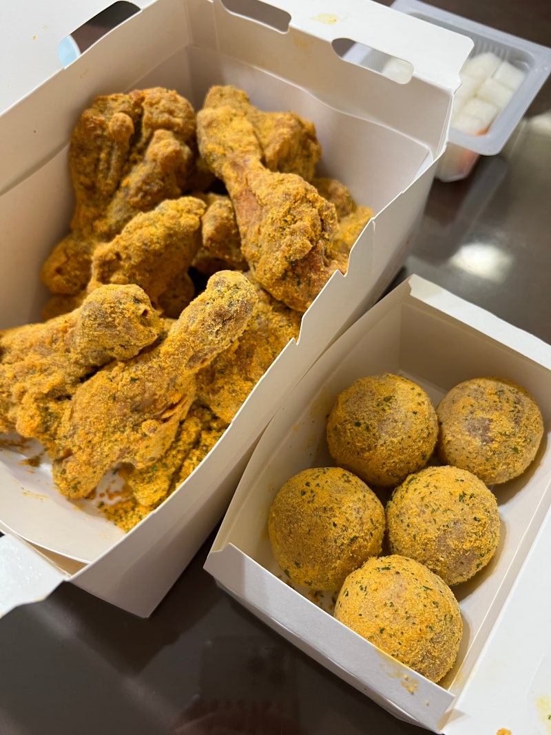 [내돈내산 | BHC 치킨 추천] 뿌링클콤보 뿌링치즈볼·케이준프라이 솔직 후기