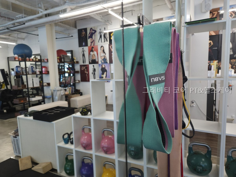 그래비티 사진 2