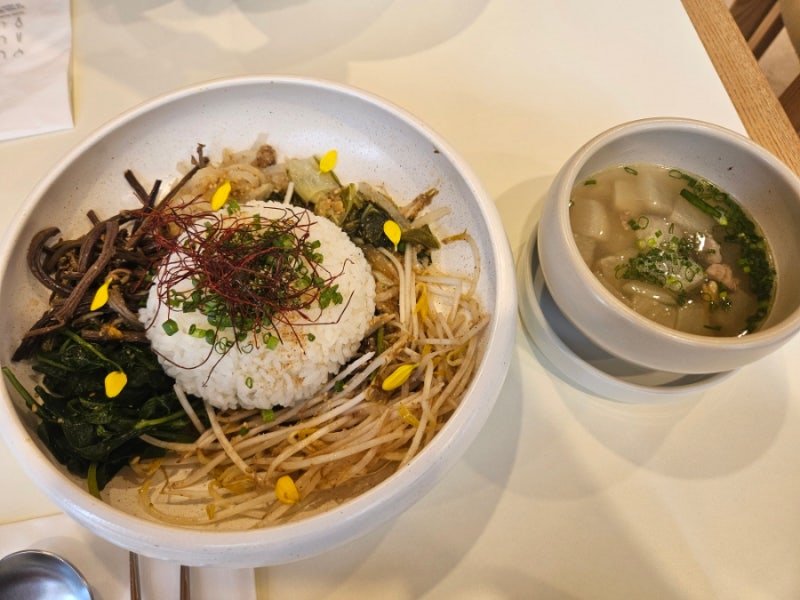 New Restaurant in Suwon Haenggung-dong: Yamiok
