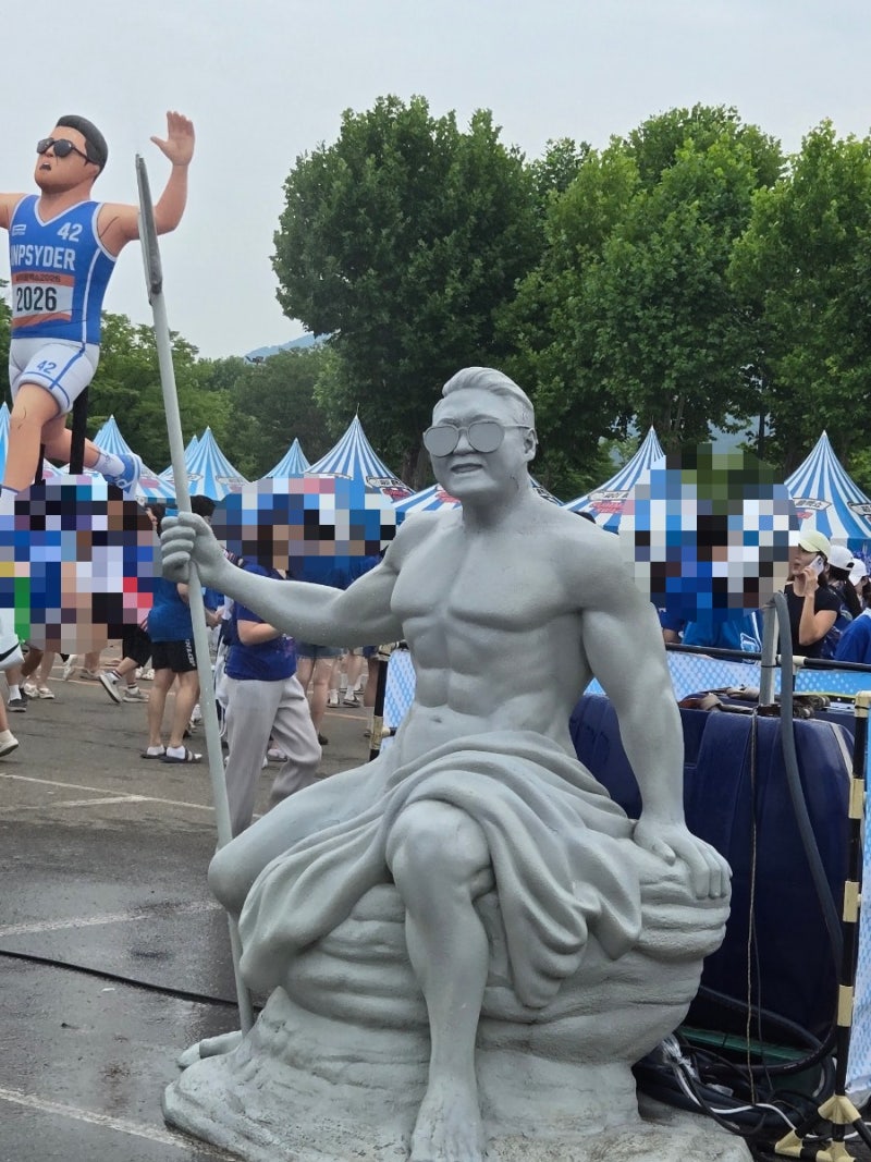 2026 싸이 흠뻑쇼 서울 과천 SUMMERSWAG 다녀온후기(스텐딩, 주차, 게스트[스포주의], 준비물)