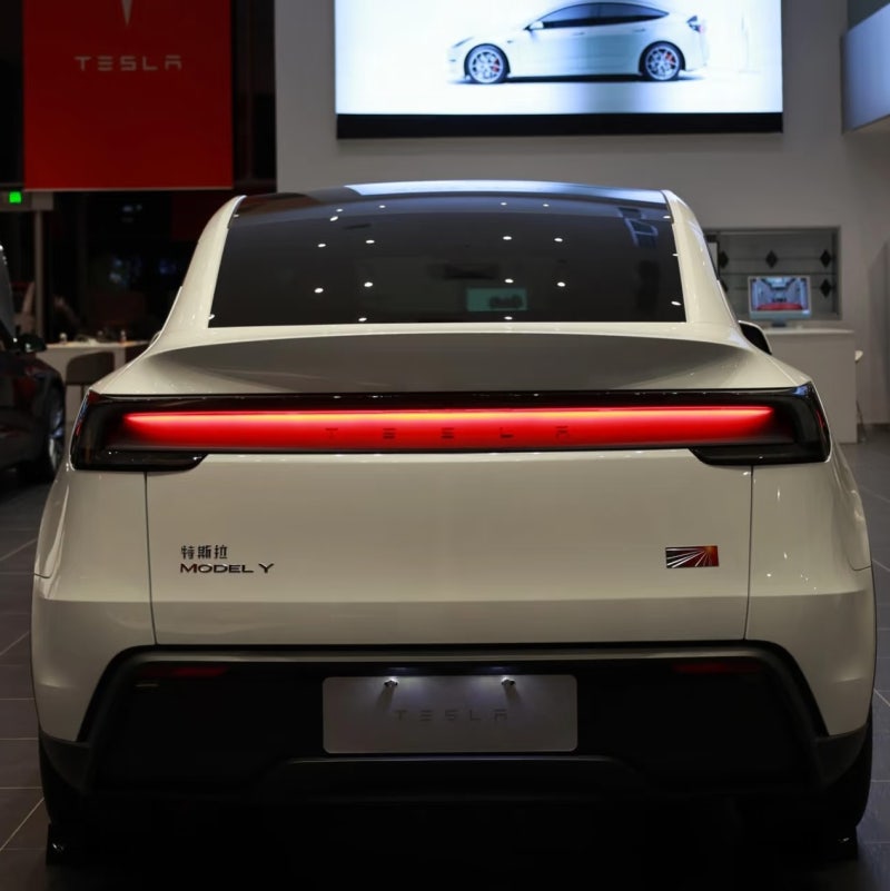 가격 인상 안한 테슬라 모델Y RWD 4000만 원대 가격 동결 대박.