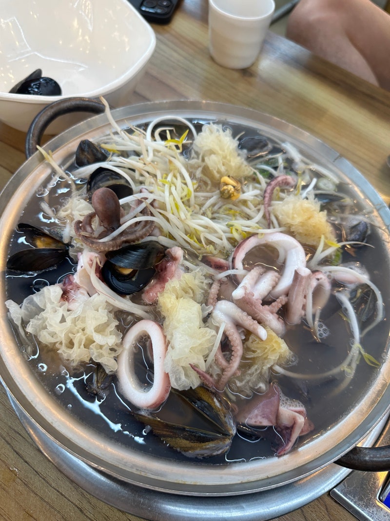 청주 송절동 칼국수 맛집 바다를 경험하고 온 쭈낙해물칼국수