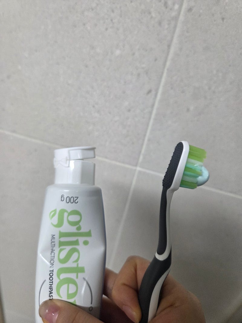 아이스아메리카노 매일 마신다면 암웨이 치약 후기부터 보고 가세요