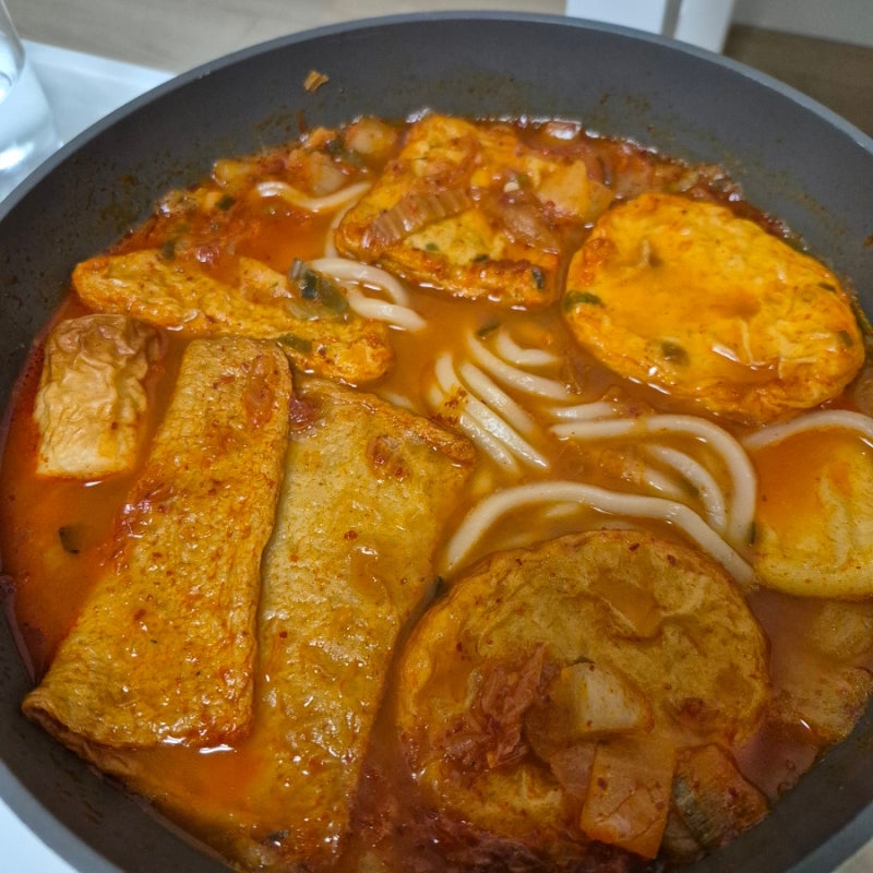 고래사어묵 김치우동전골 밀키트 후기 내돈내산