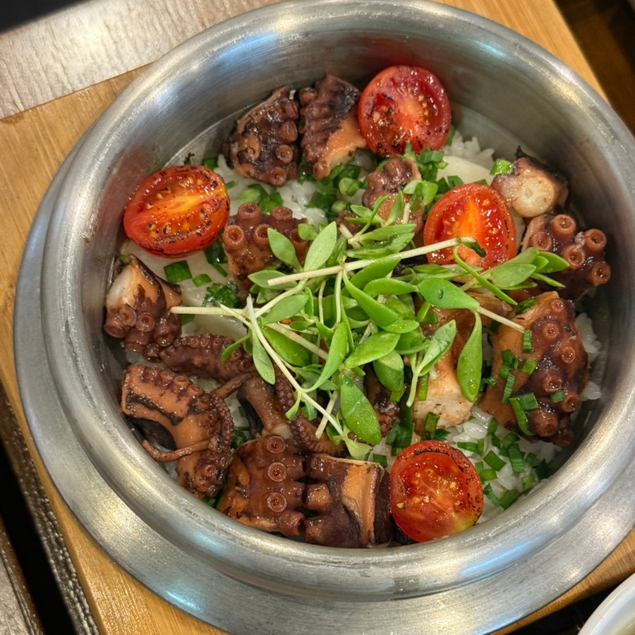 사계솥밥 본점 사진 1