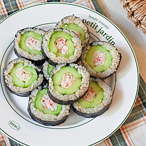 아삭하고 상큼한 김밥 어때요? 통오이김밥 레시피