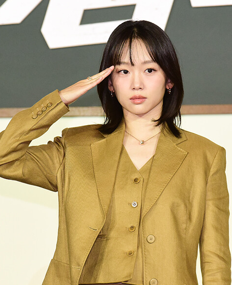 “삼성 3년 다니고 기자까지 됐는데”…모두 그만두고 톱배우 된 참교육 진기주