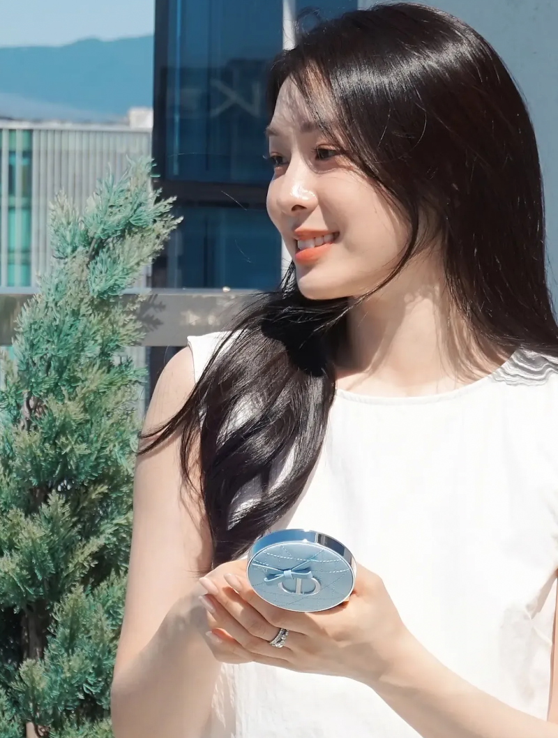 뭐 연느가 입었던 원피스가 디올이아니라고 ? 김연아 흰색 원피스 옷 정보