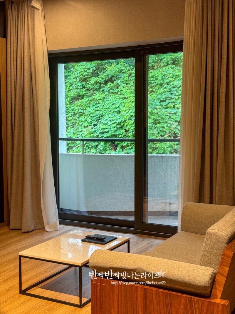 Uljin Deokgu Hot Spring Resort Condo Loft 22-pyeong Room & Spa World Visit