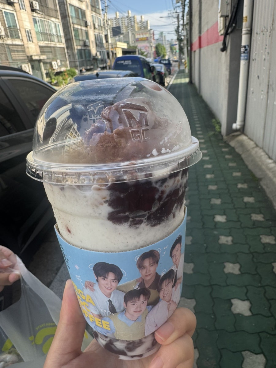 메가MGC커피 작전현대점 사진 6