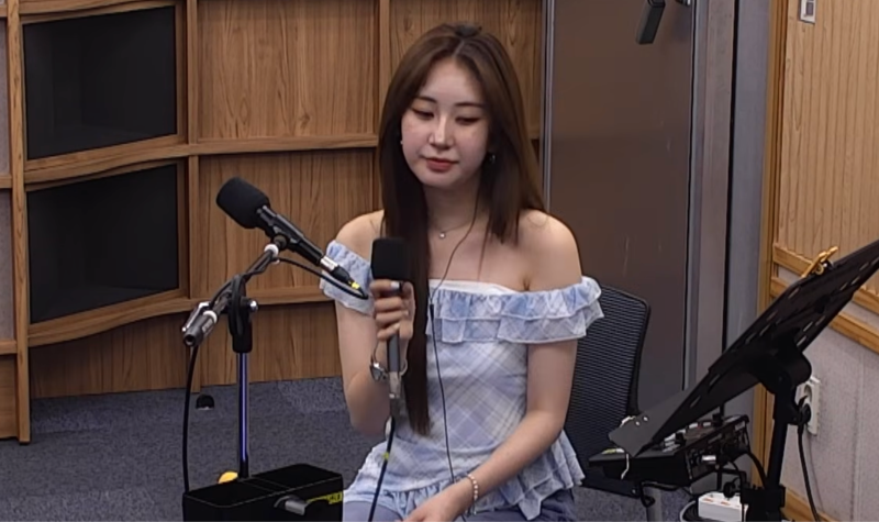 전유진 라디오 비하인드 사진 팬들 난리난 반응..!!