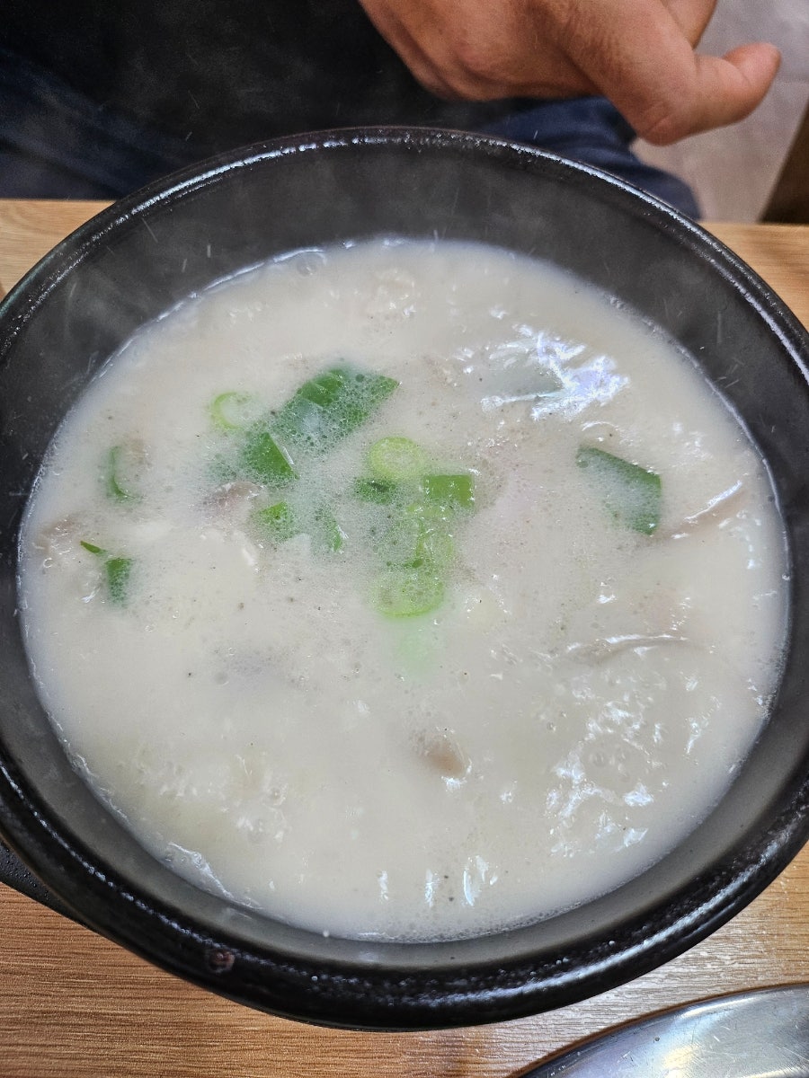 복돼지국밥 지사점 사진 5