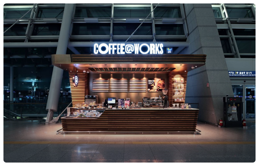 커피앳웍스 여의도점 사진 2