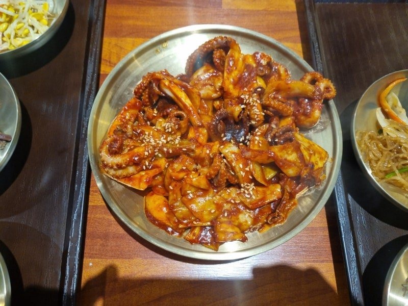 사월에보리밥과쭈꾸미 세종시청점 사진 2