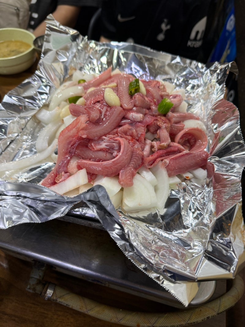 해운대전통시장 곰장어골목 이름난 기장 산 곰장어 소금구이