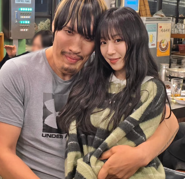 쯔양 안았다가 선 넘었다고 억까당한 최홍만, 사진 한 장으로 상황 종료