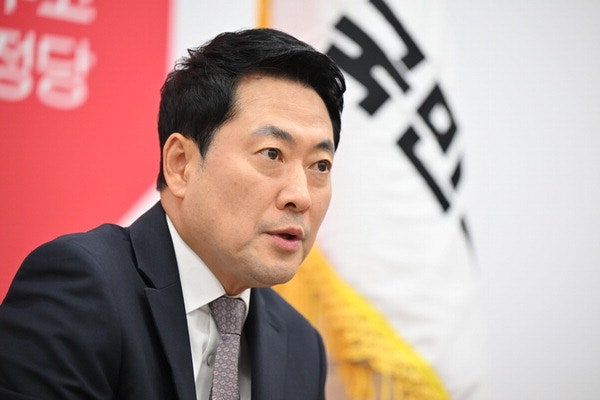 장동혁 “정청래 될까 봐 불안한가…李 대통령 기탁금 발언은 당무 개입”