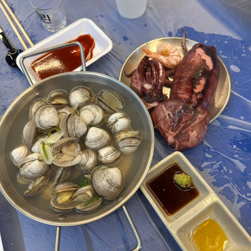 [대전여행맛집] ‘해녀와어부’ 대전역 중앙시장 맛집 • 소주2000원 • 통오징어찜&새우찜&....