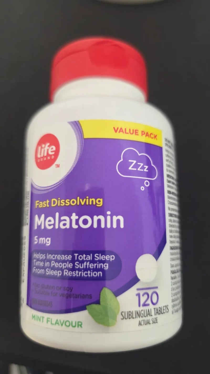 [캐나다 쇼핑리스트] 약국 필수템 멜라토닌 5mg 복용법과 한국 처방 기준 비교 꿀팁 약국 구매....