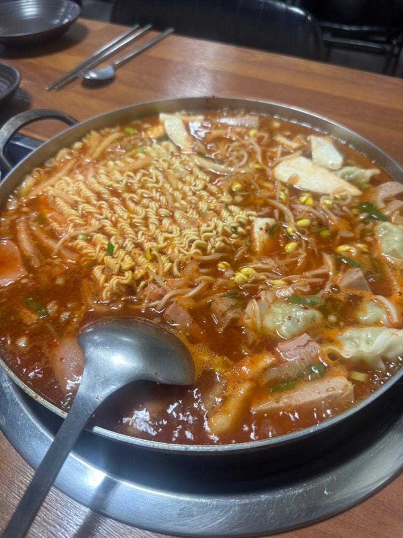 창원 상남동 다정콩나물국밥 24시 술집과 해장까지 모두 가능한 찌개 두루치기 맛집 창원 로....